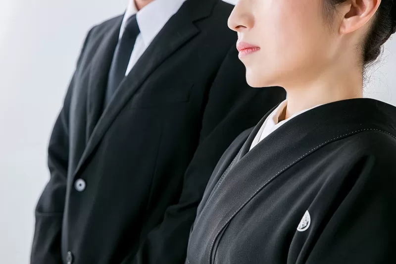 会葬者が多くなりそうな場合の家族葬の進め方　富田林市や千早赤阪村など